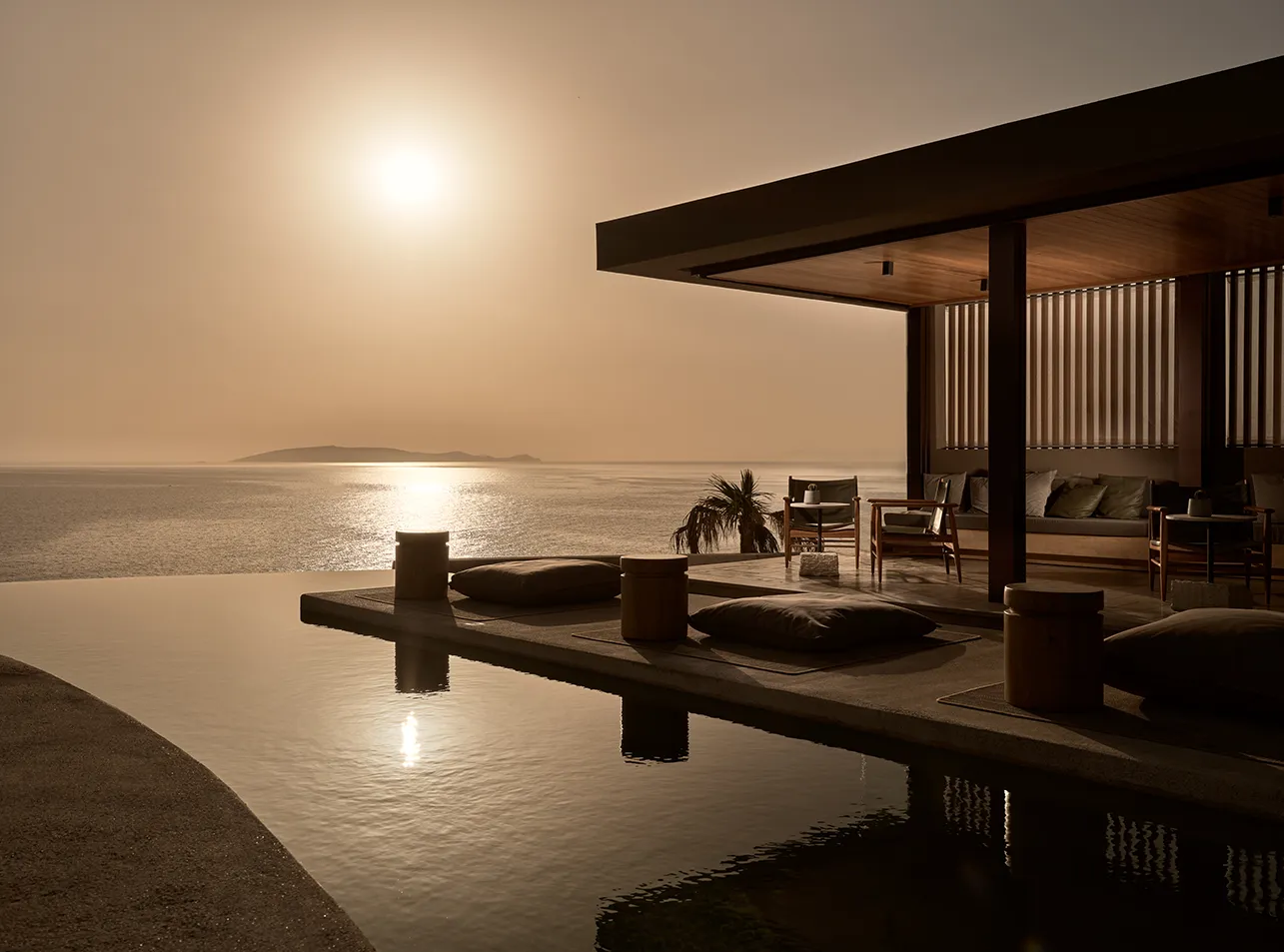 Filita-Travel-Acro-Suites-011