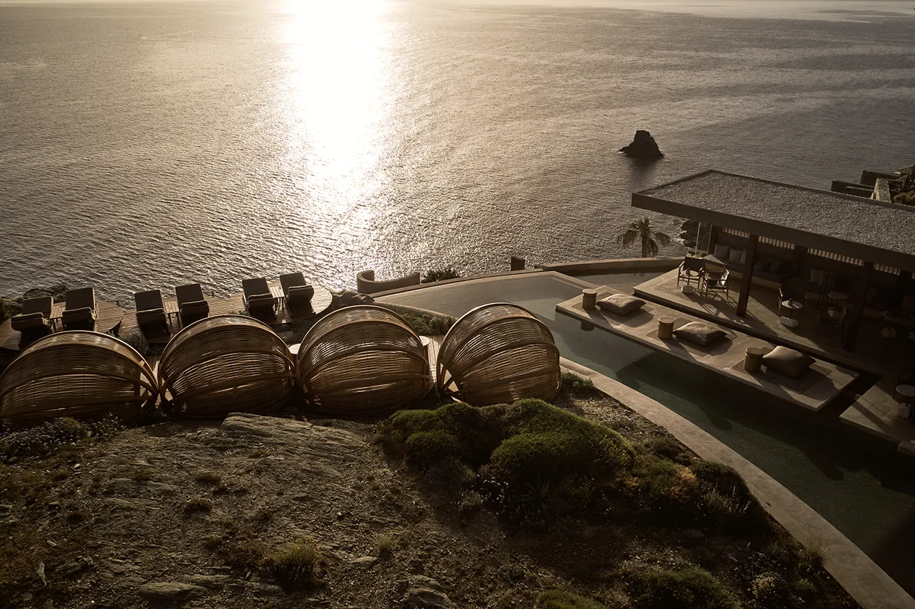 Filita-Travel-Acro-Suites-015