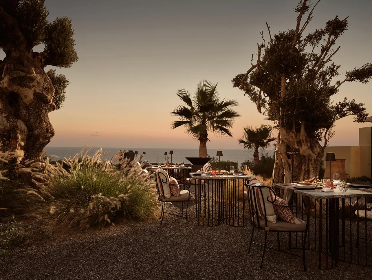 Filita-Travel-Acro-Suites-023