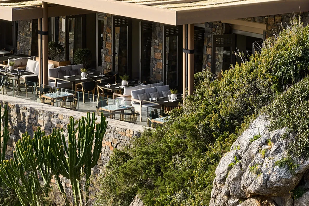 Filita-Travel-Daios-Cove-035