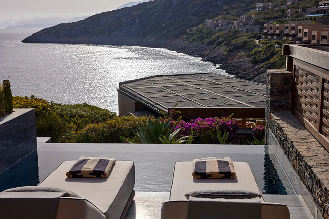 Filita-Travel-Daios-Cove-039