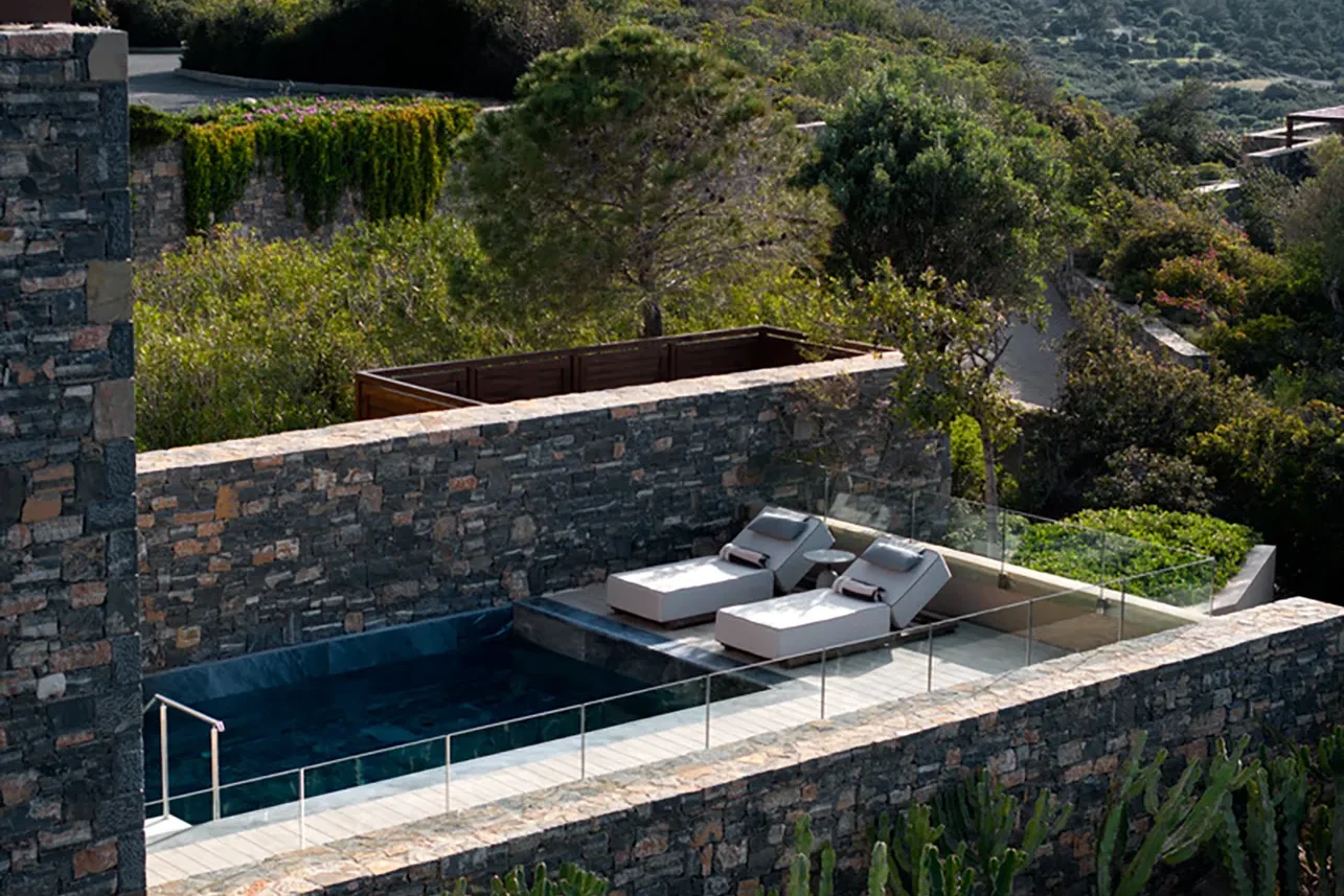 Filita-Travel-Daios-Cove-043