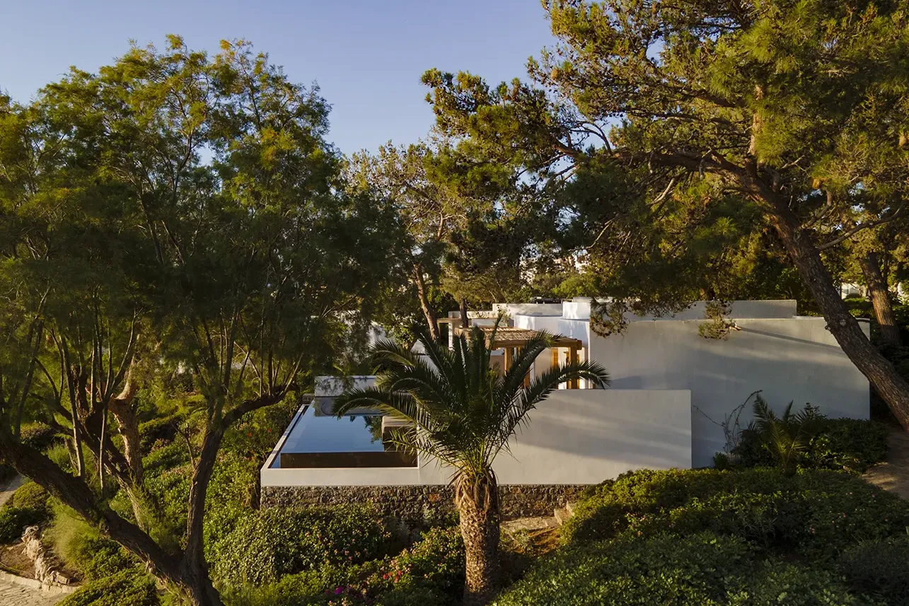 Filita-Travel-Minos-Beach-Art-001 copy