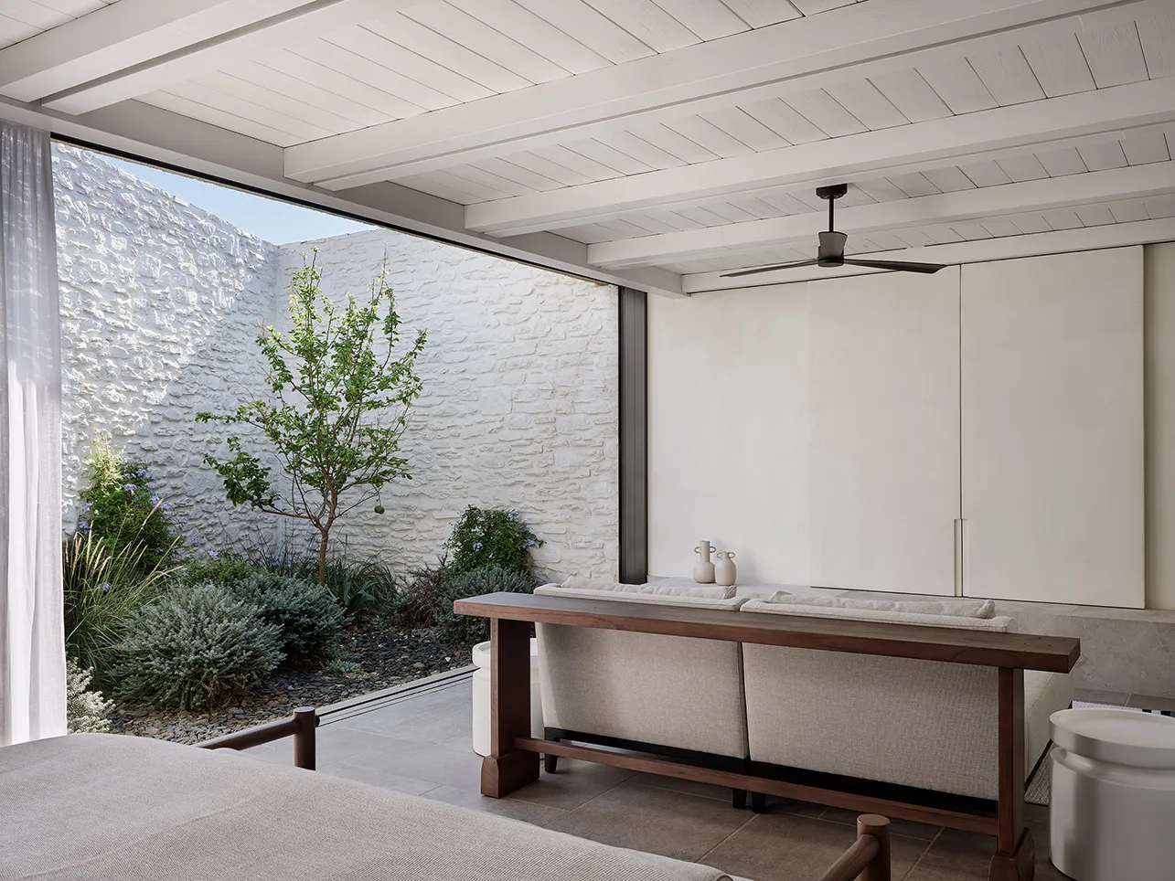 Filita-Travel-Odera-020