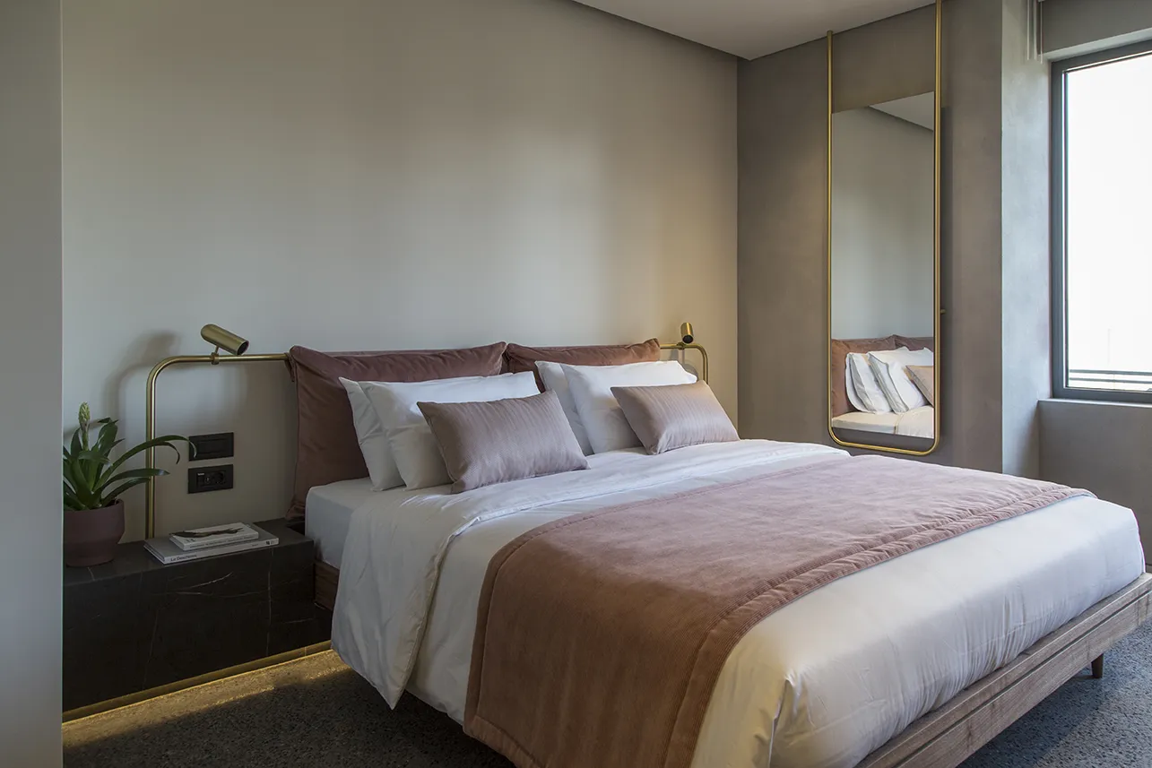 Filita-Travel-Perianth-001