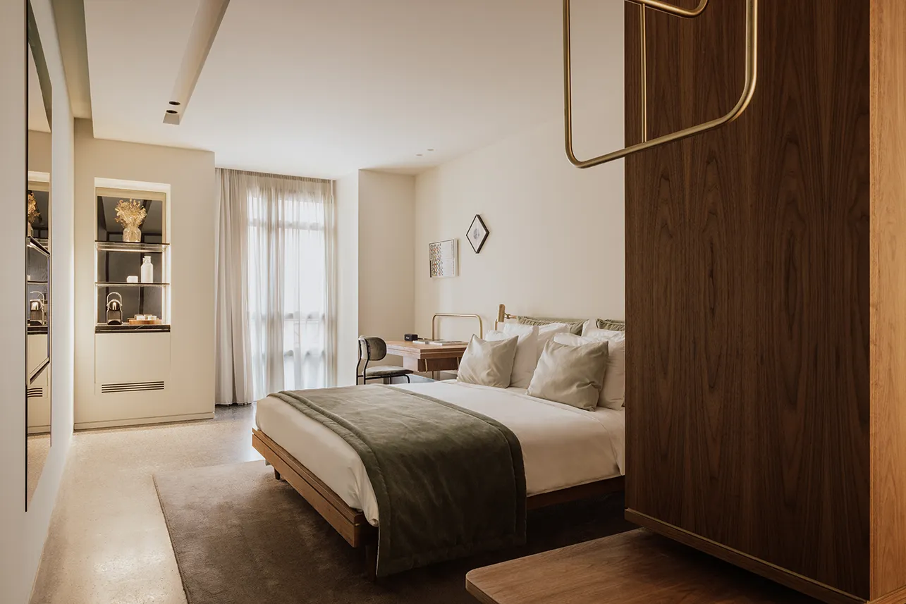 Filita-Travel-Perianth-038