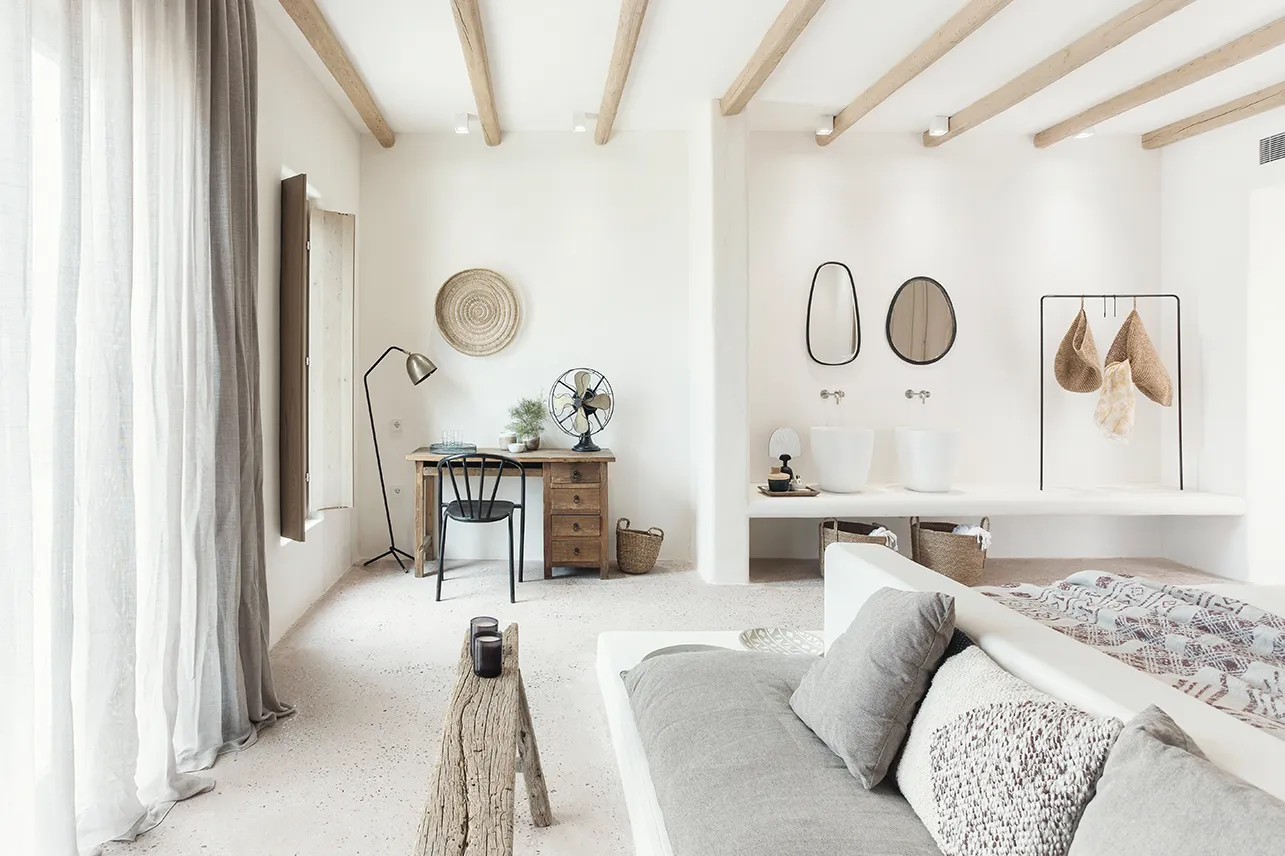 Filita-Travel-The-Wild-001